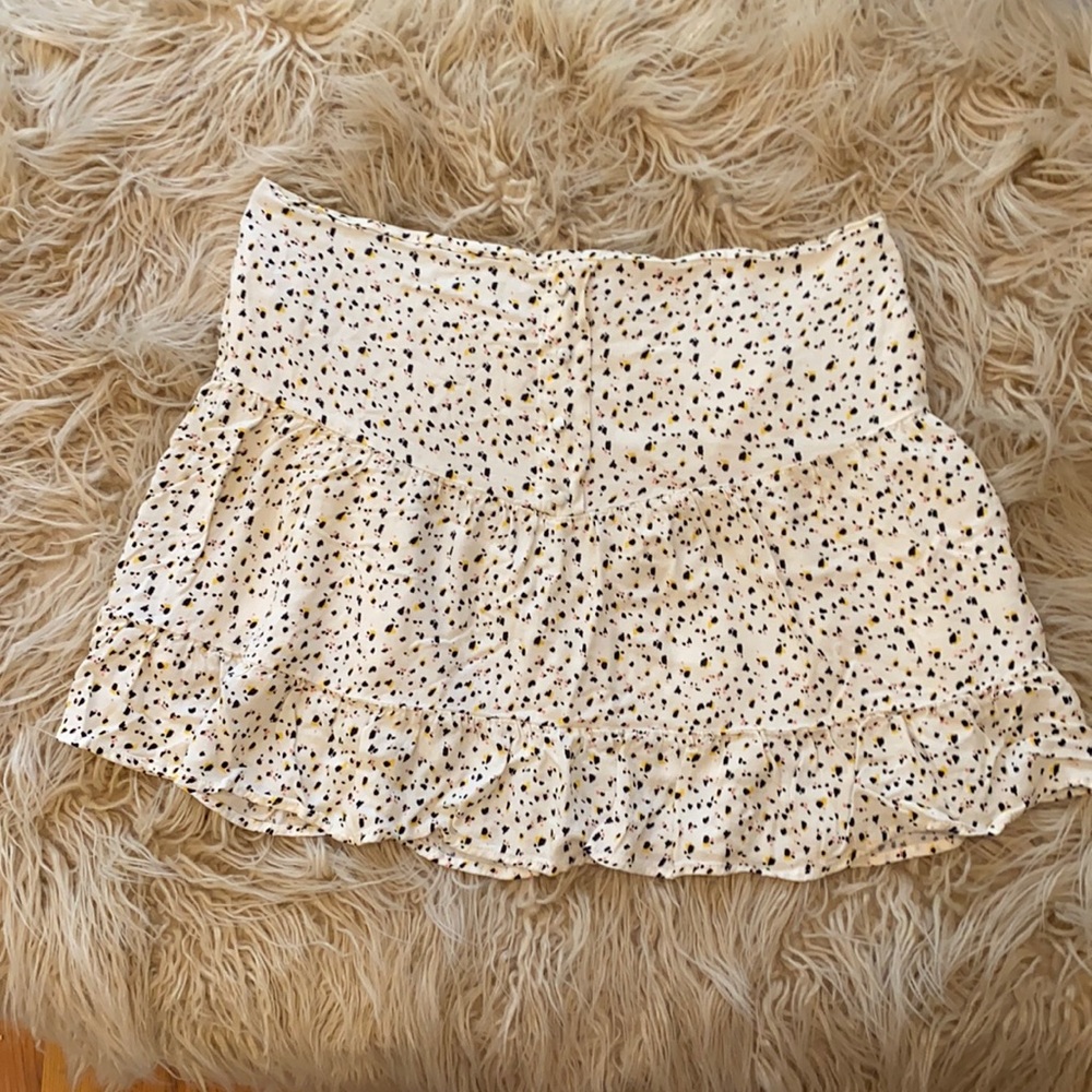 Adorable Cato Spotted Pattern Skirt